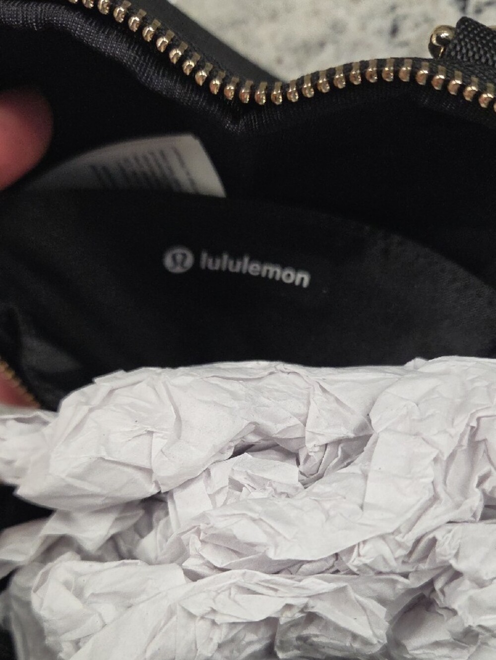 NWT lululemon athletica Black Heart Wristlet Key & Card Pouch with Branded Strap - Picture 4 of 4